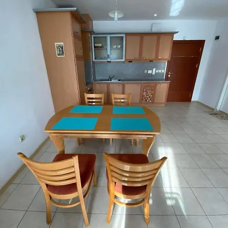 Amrita Apartament *
