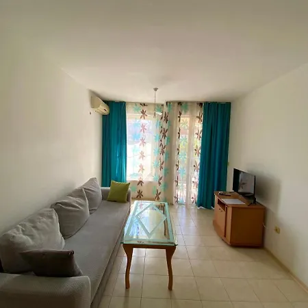 Amrita Apartament *