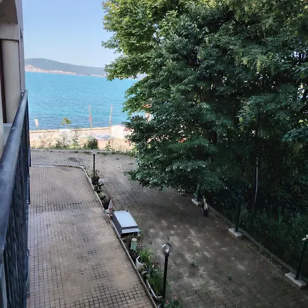Appartement Amrita *